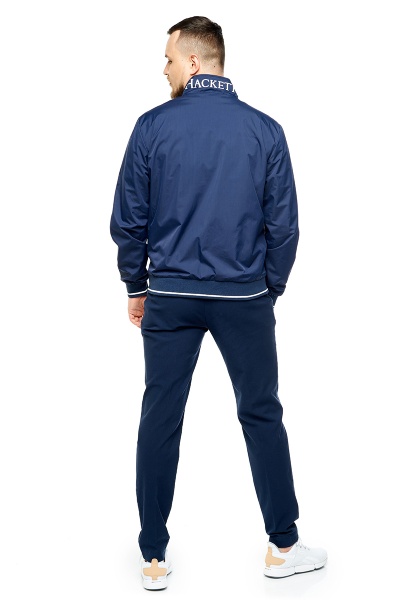 Kurtka_vetrovka_HACKETT_na_molnii_10026