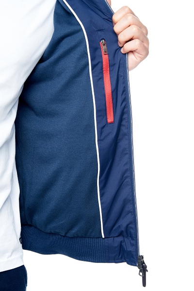 Kurtka_vetrovka_HACKETT_na_molnii_10027