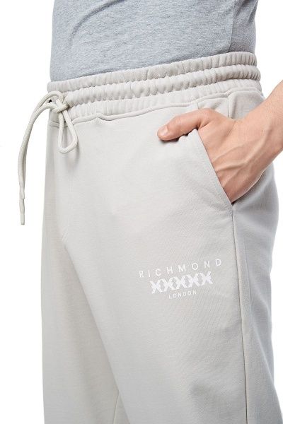 Bryuki_Richmond_X_sportivnye_10003