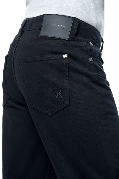 Bryuki_dzhinsy_Richmond_X_chernye_10009